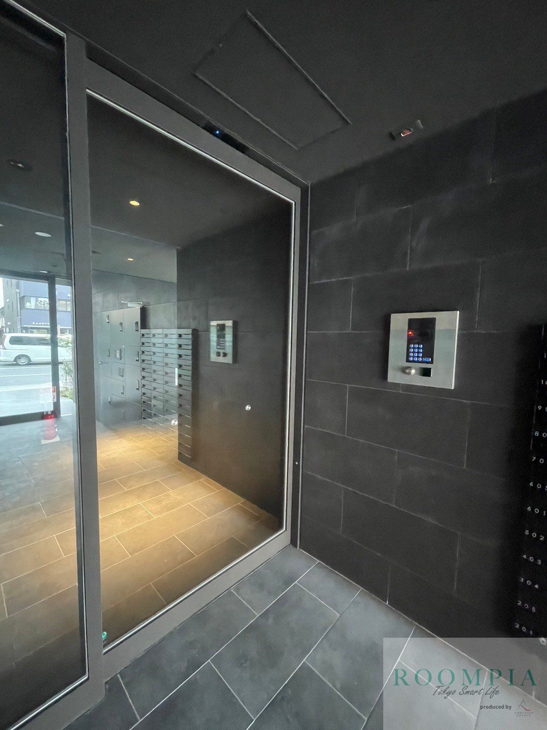 建物エントランス