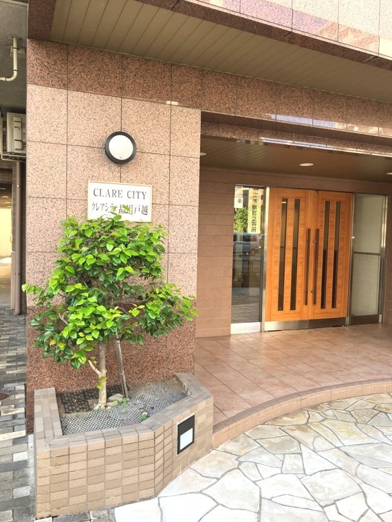 建物エントランス