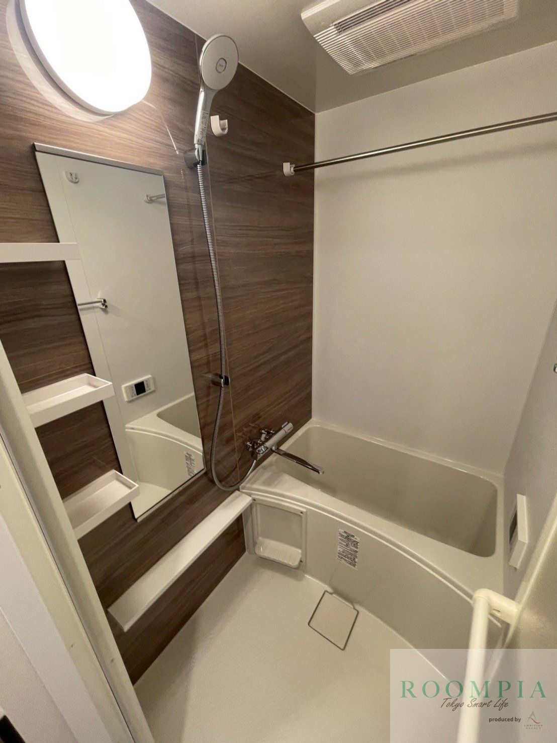 シャワールーム