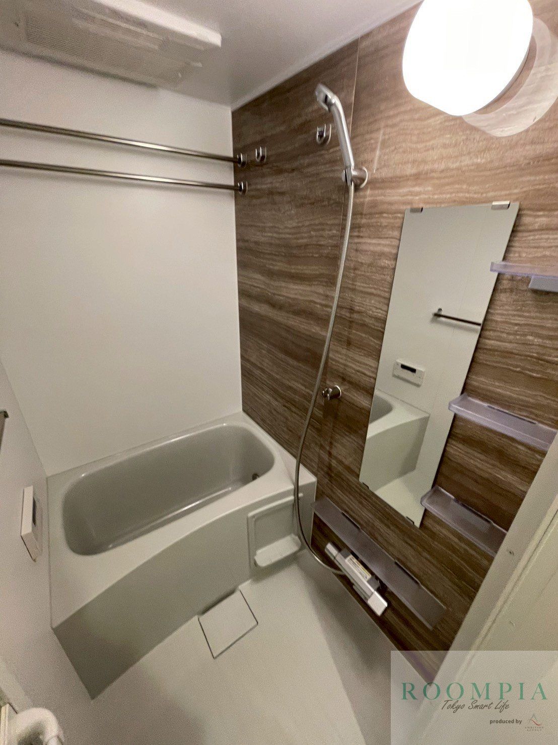 シャワールーム