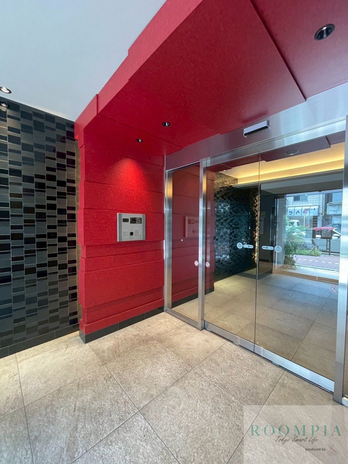 建物エントランス