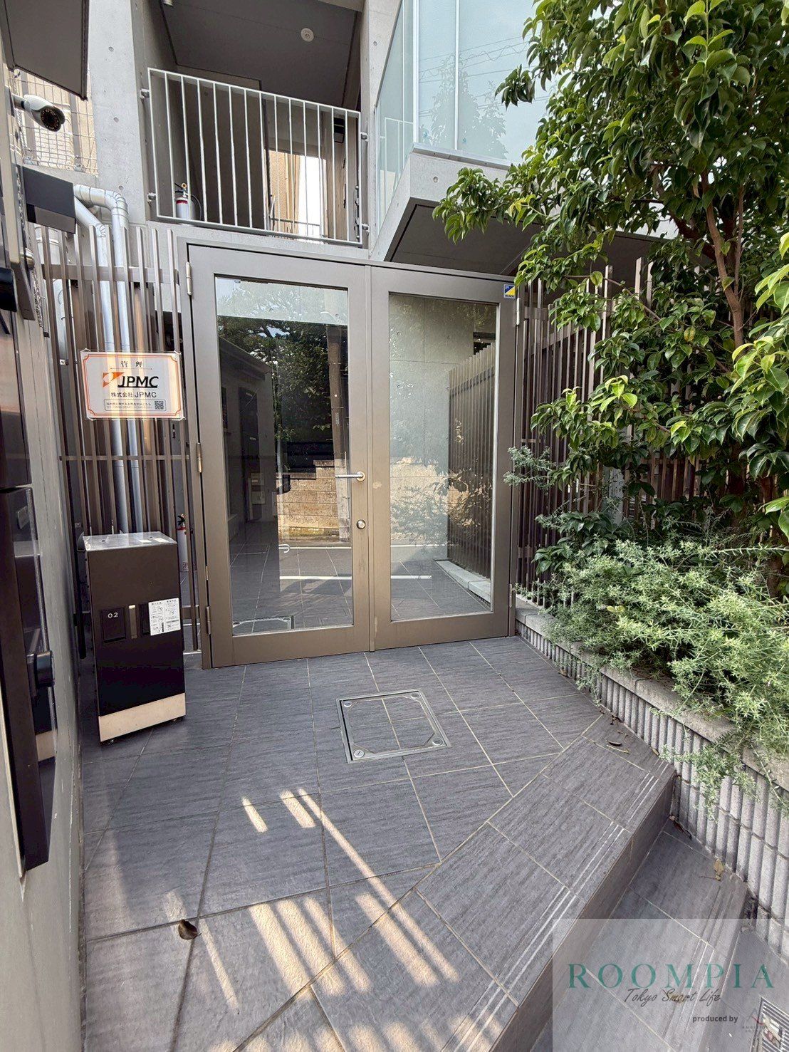 建物エントランス