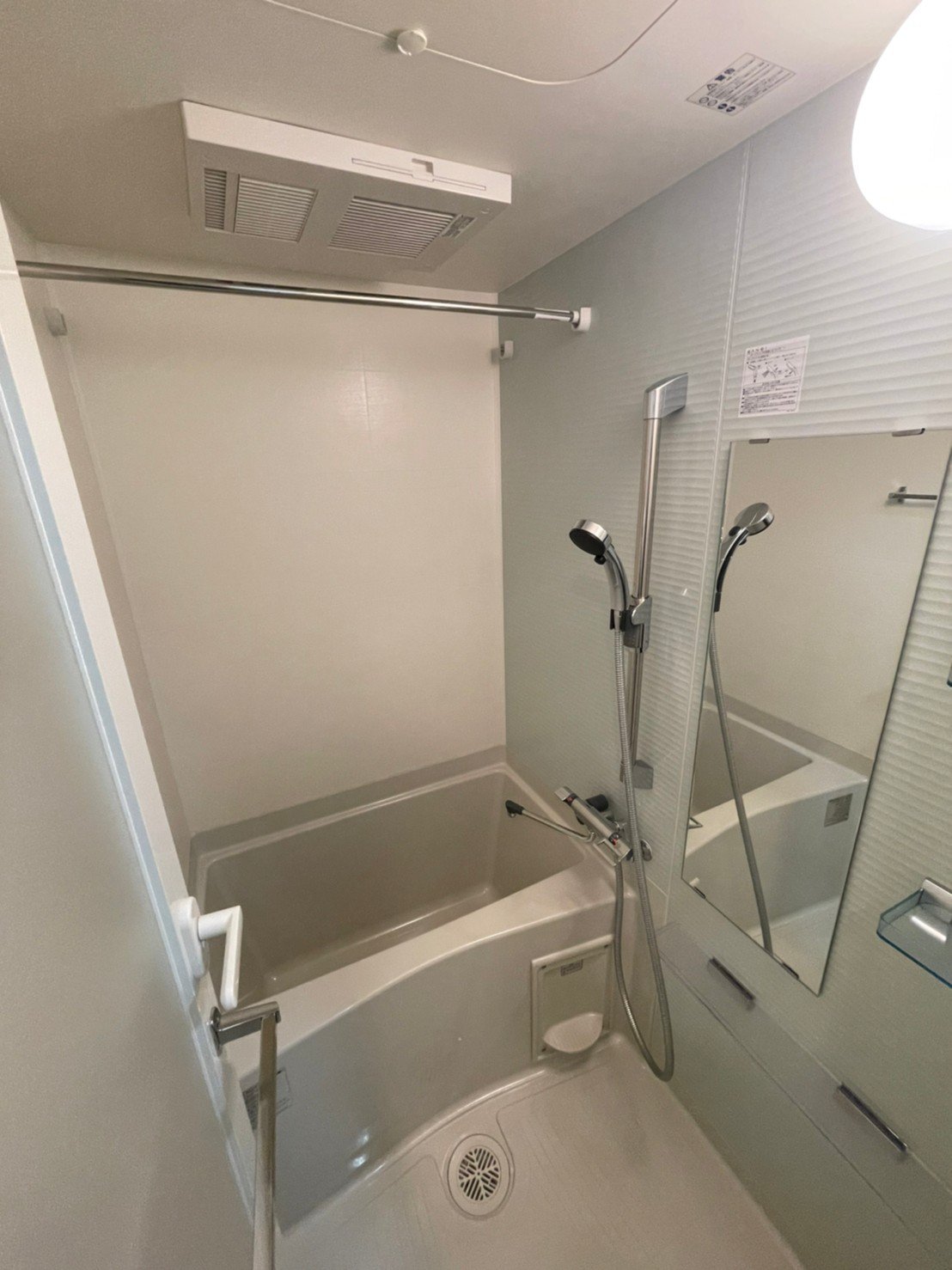 シャワールーム