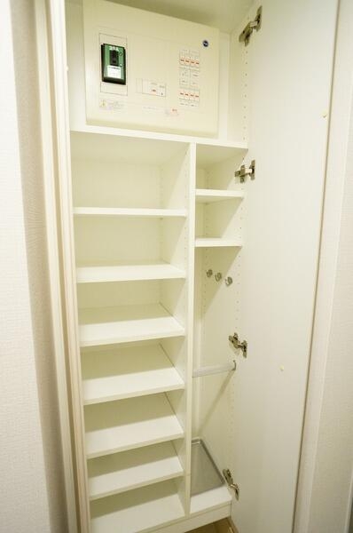 収納