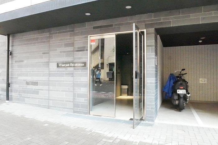 建物エントランス