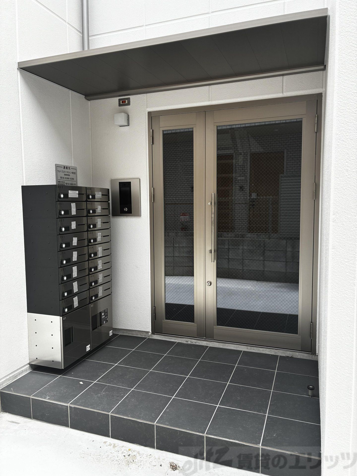 建物エントランス