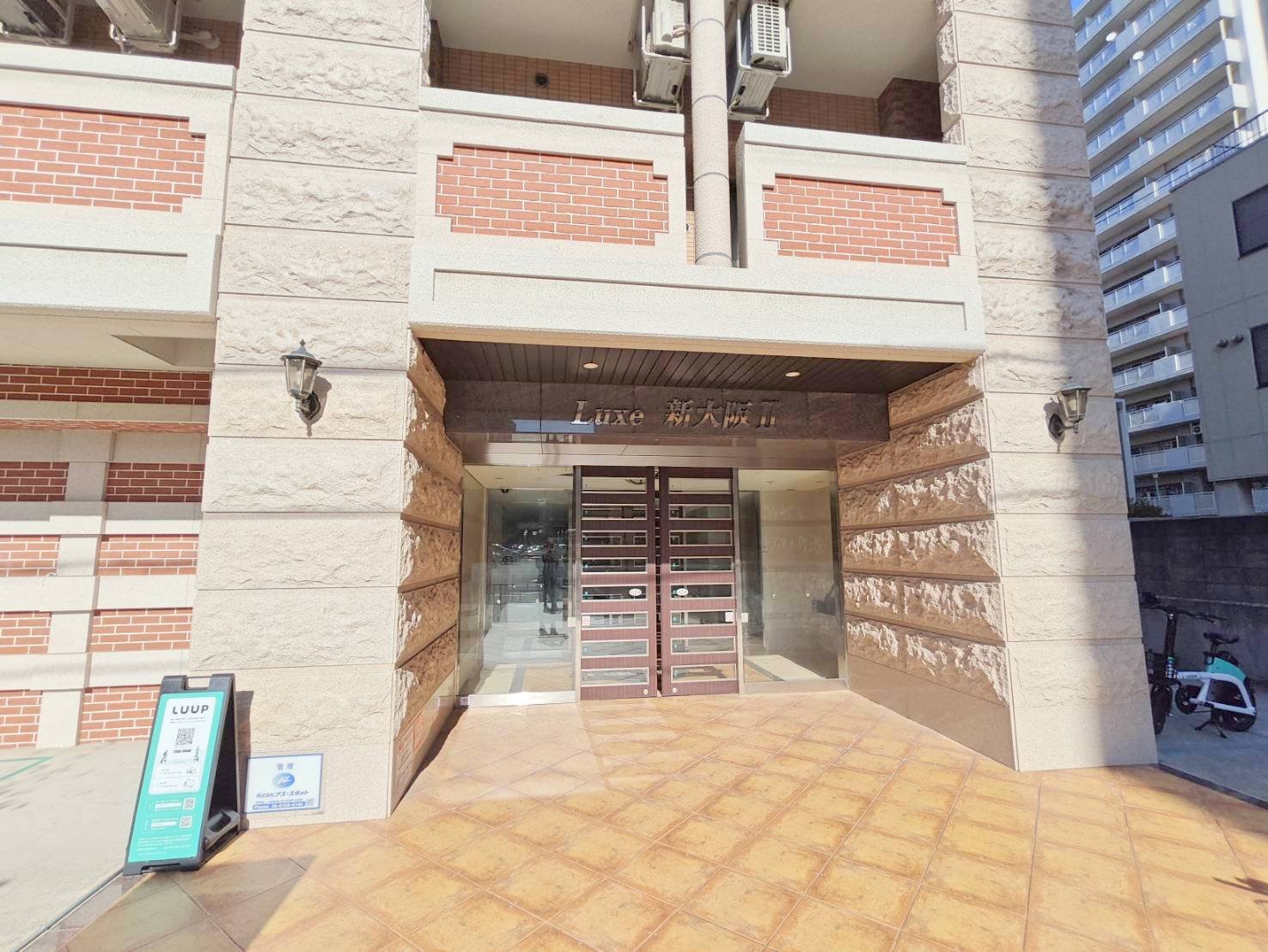 建物エントランス