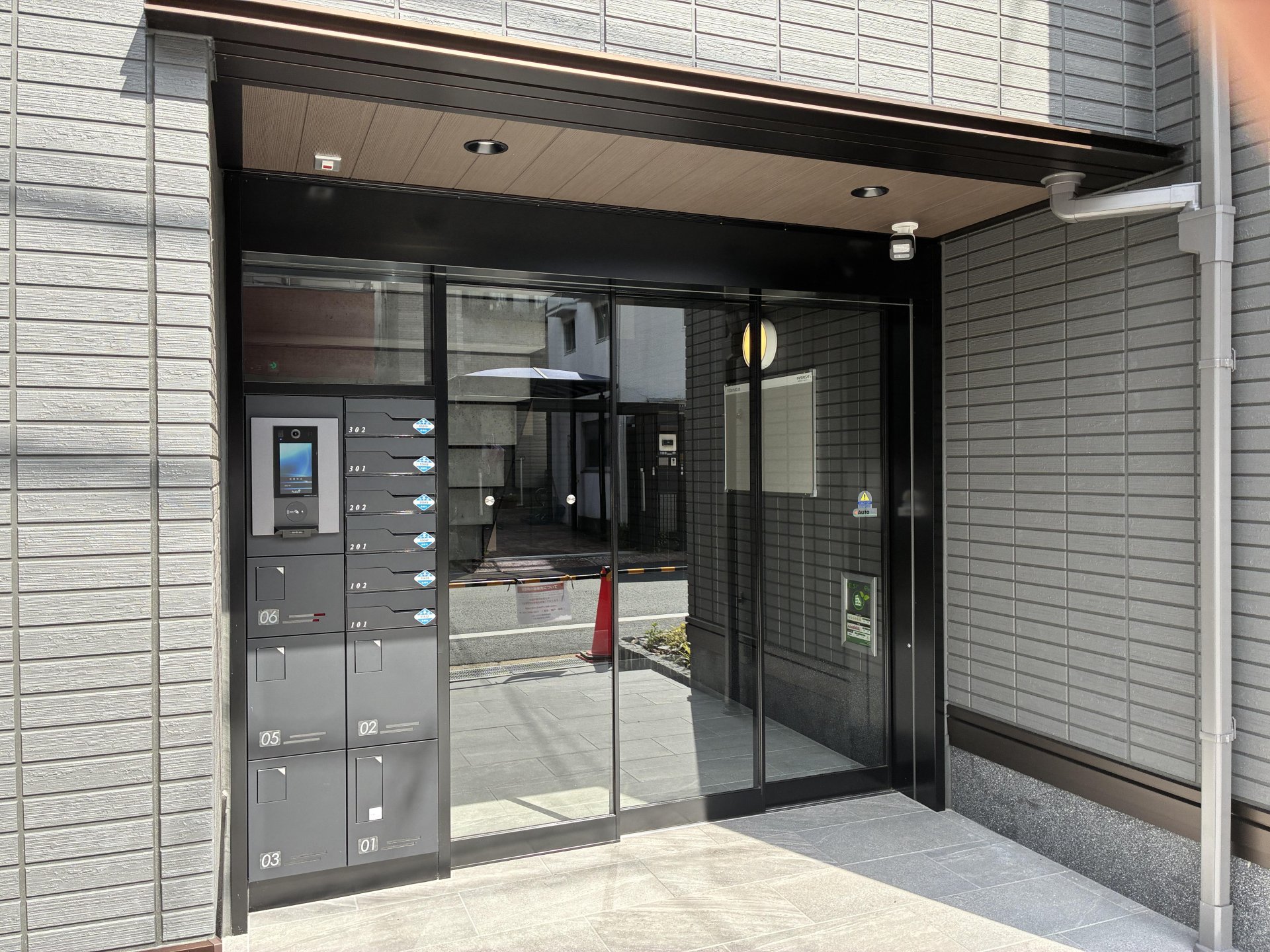 建物エントランス