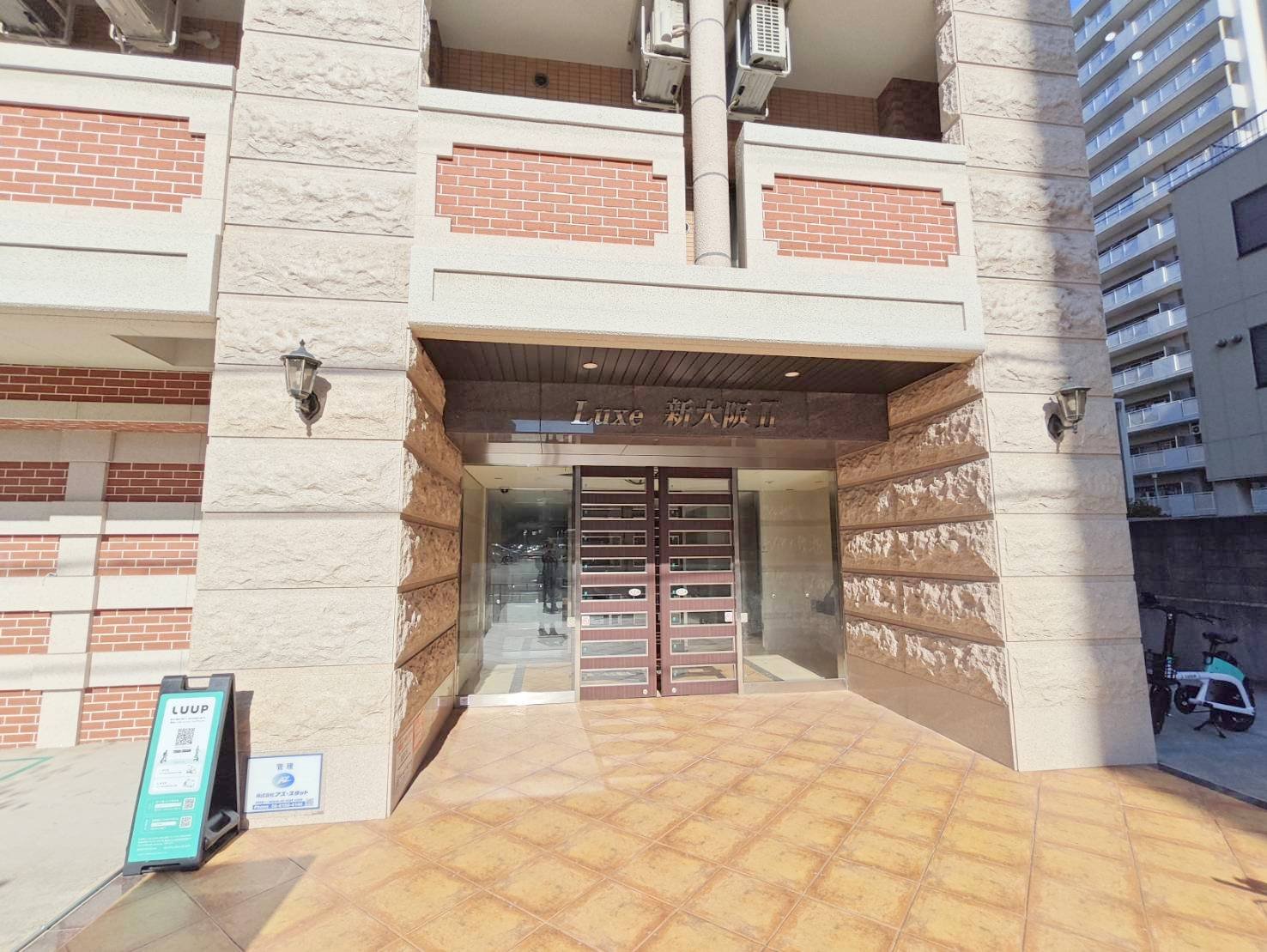 建物エントランス