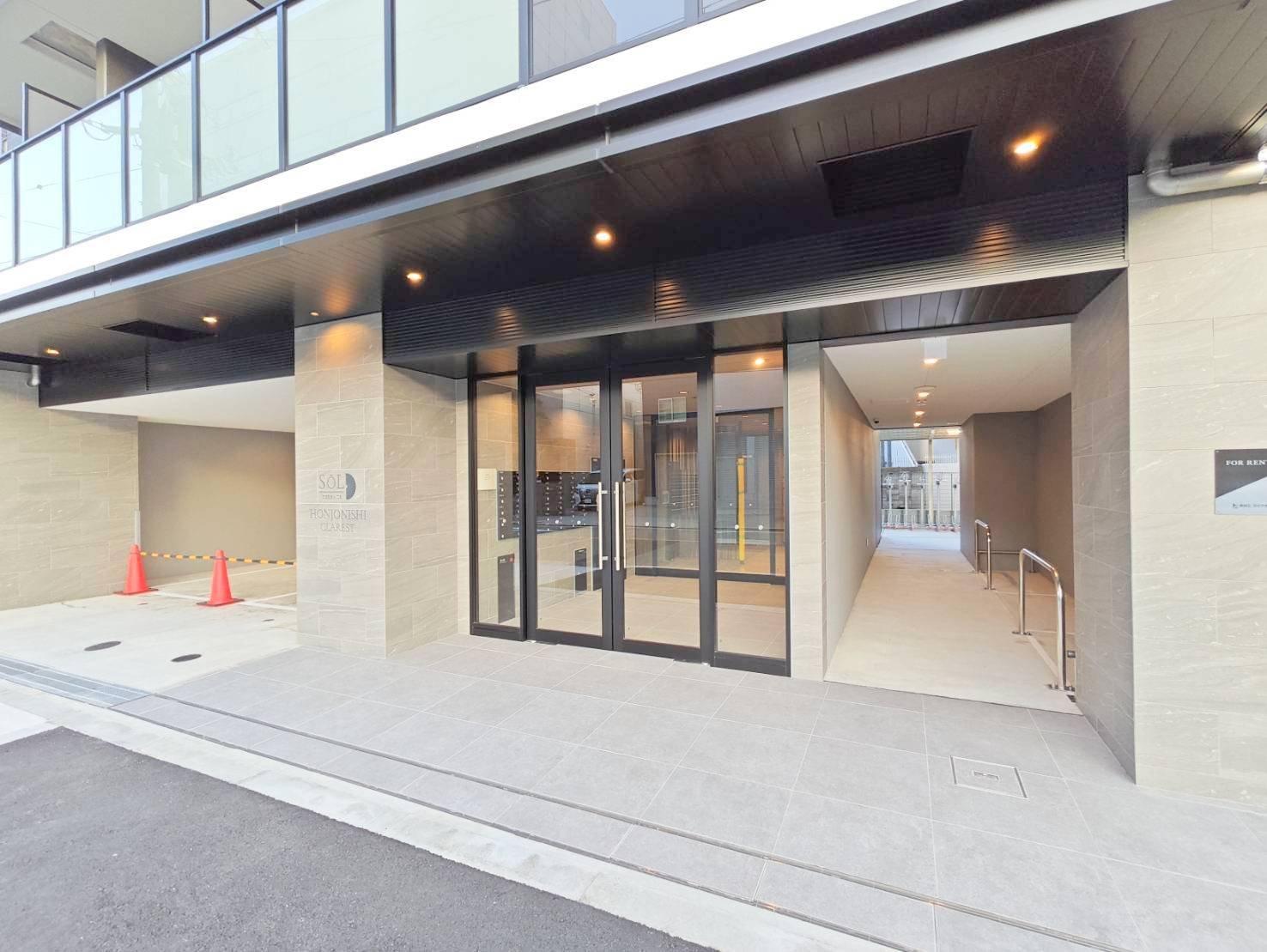 建物エントランス