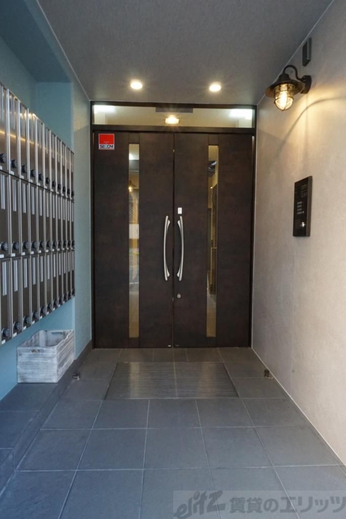 建物エントランス