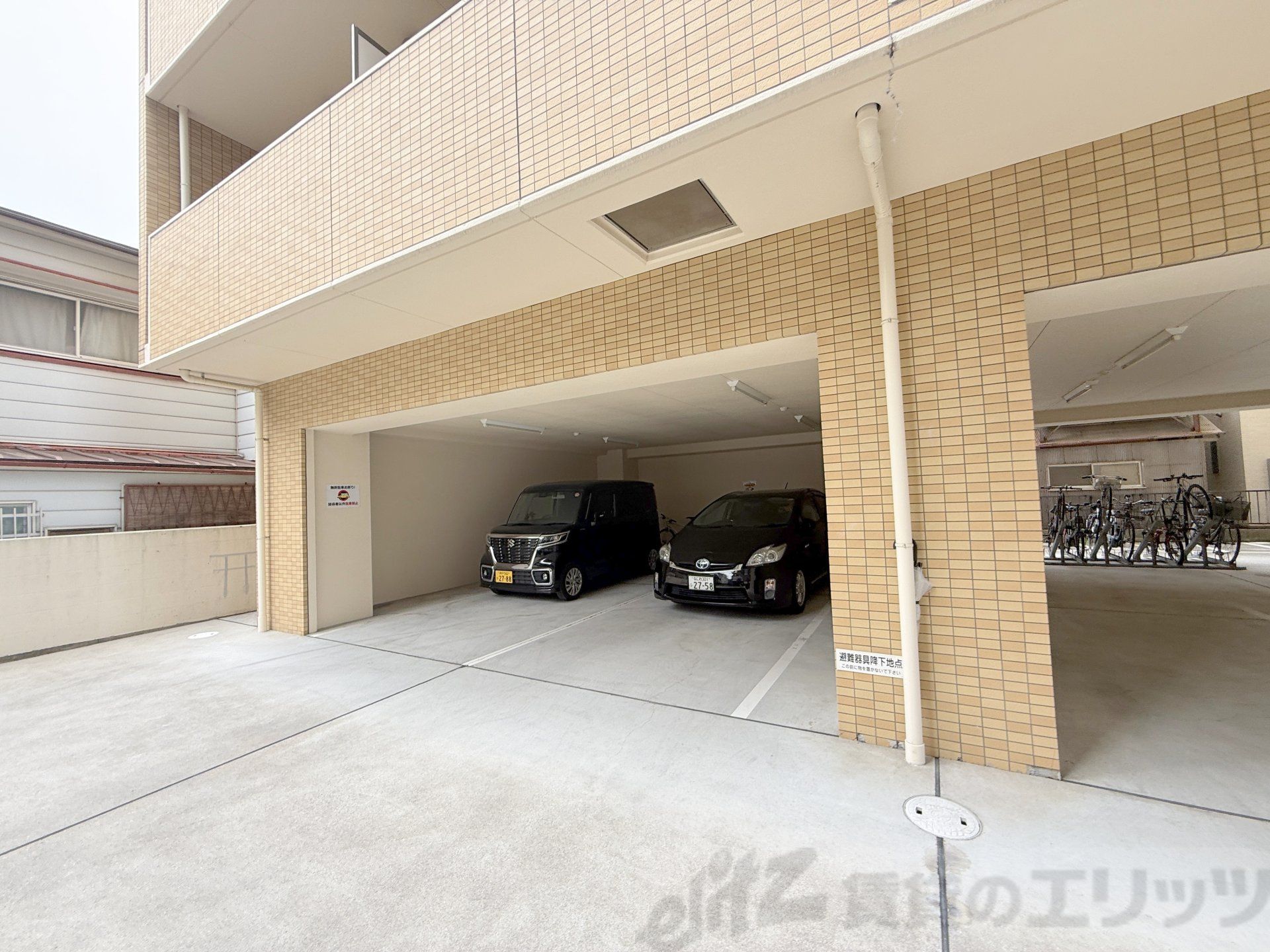 駐車場