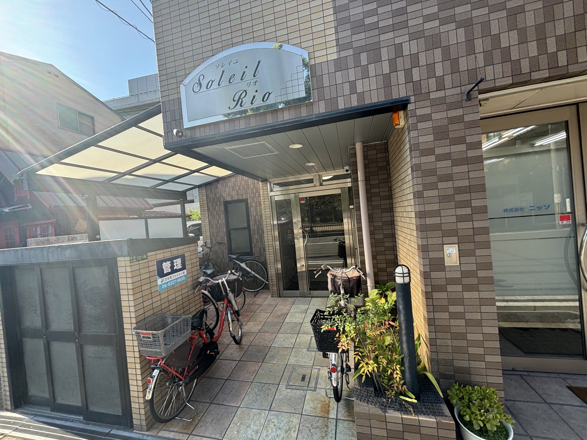 建物エントランス