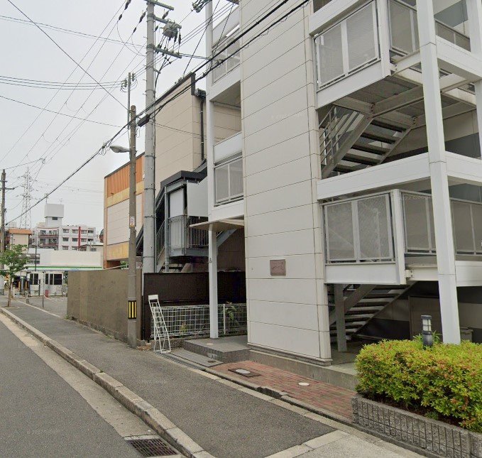 建物エントランス