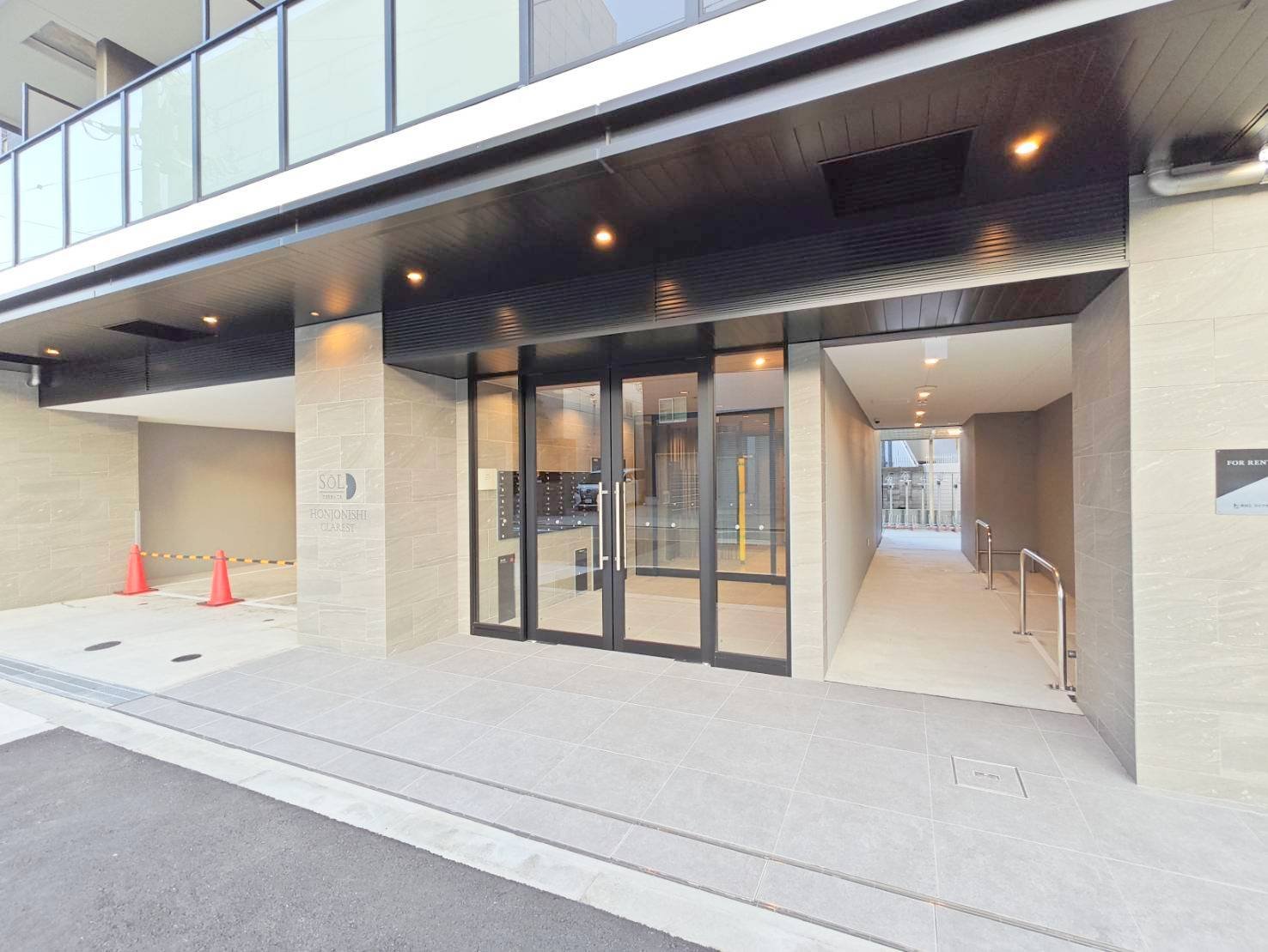 建物エントランス