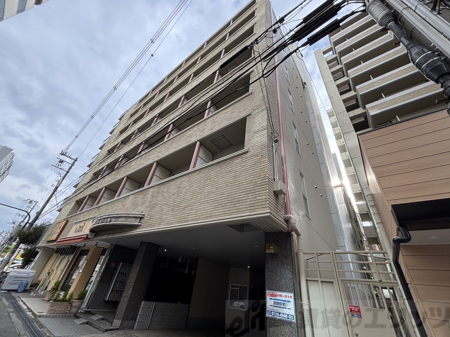 建物外観