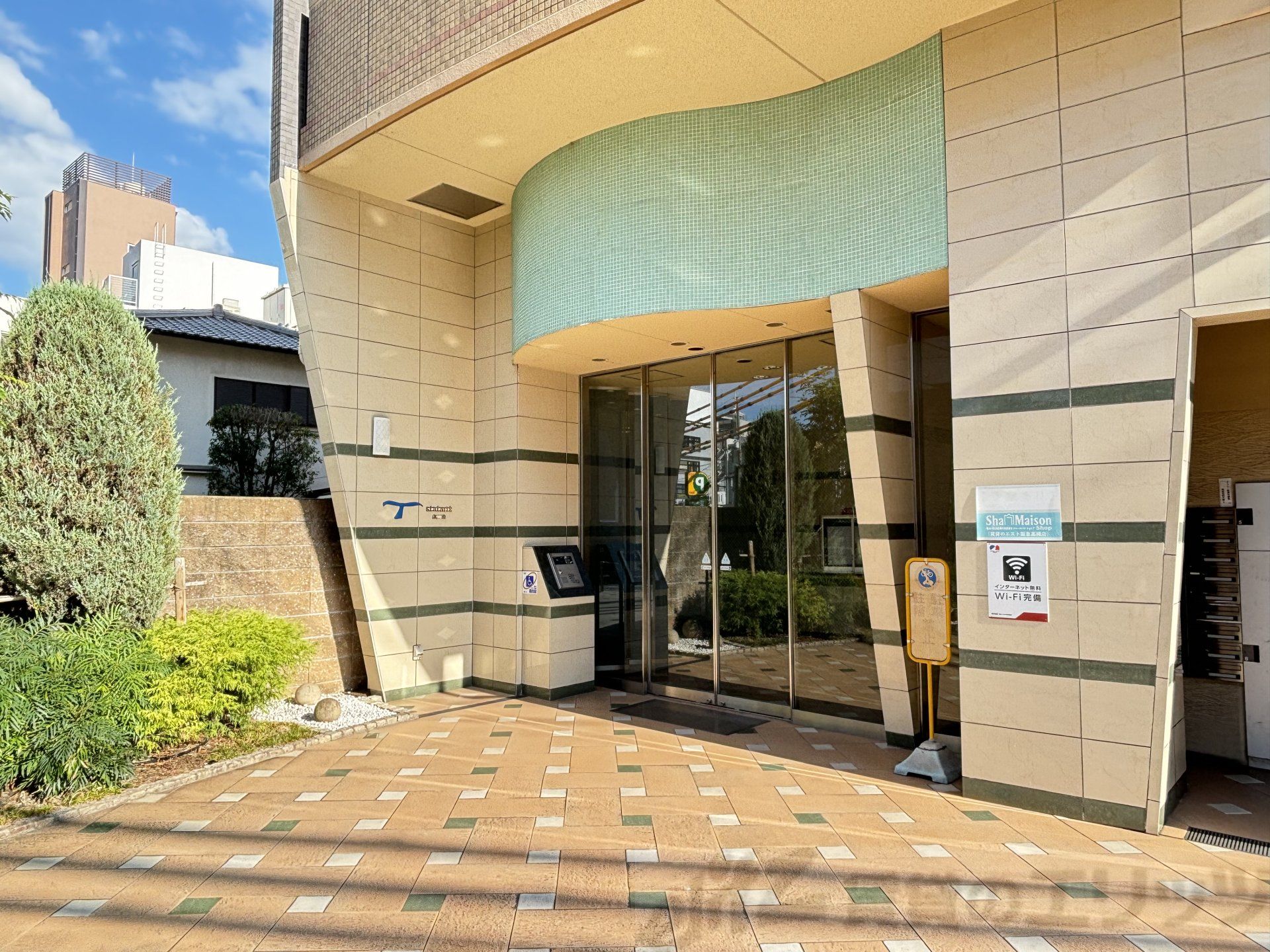 建物エントランス