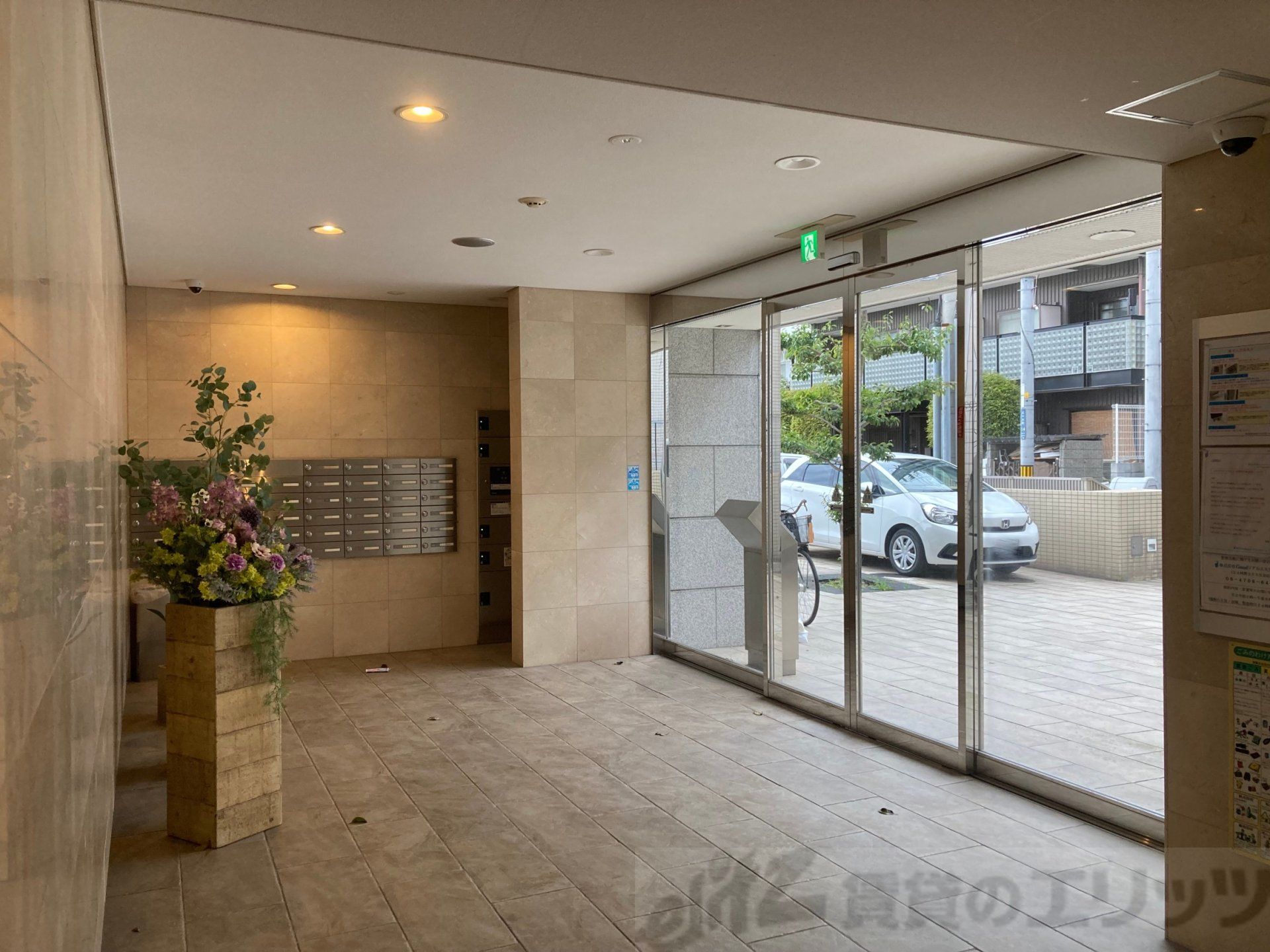 建物エントランス