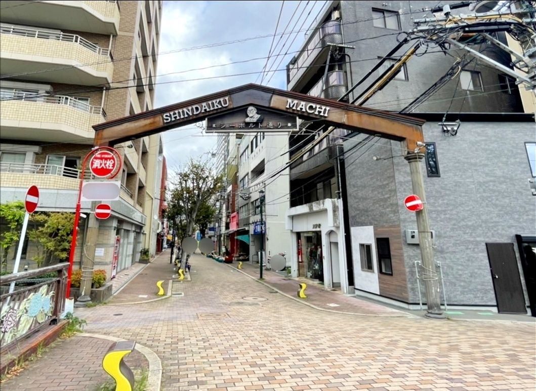 周辺
