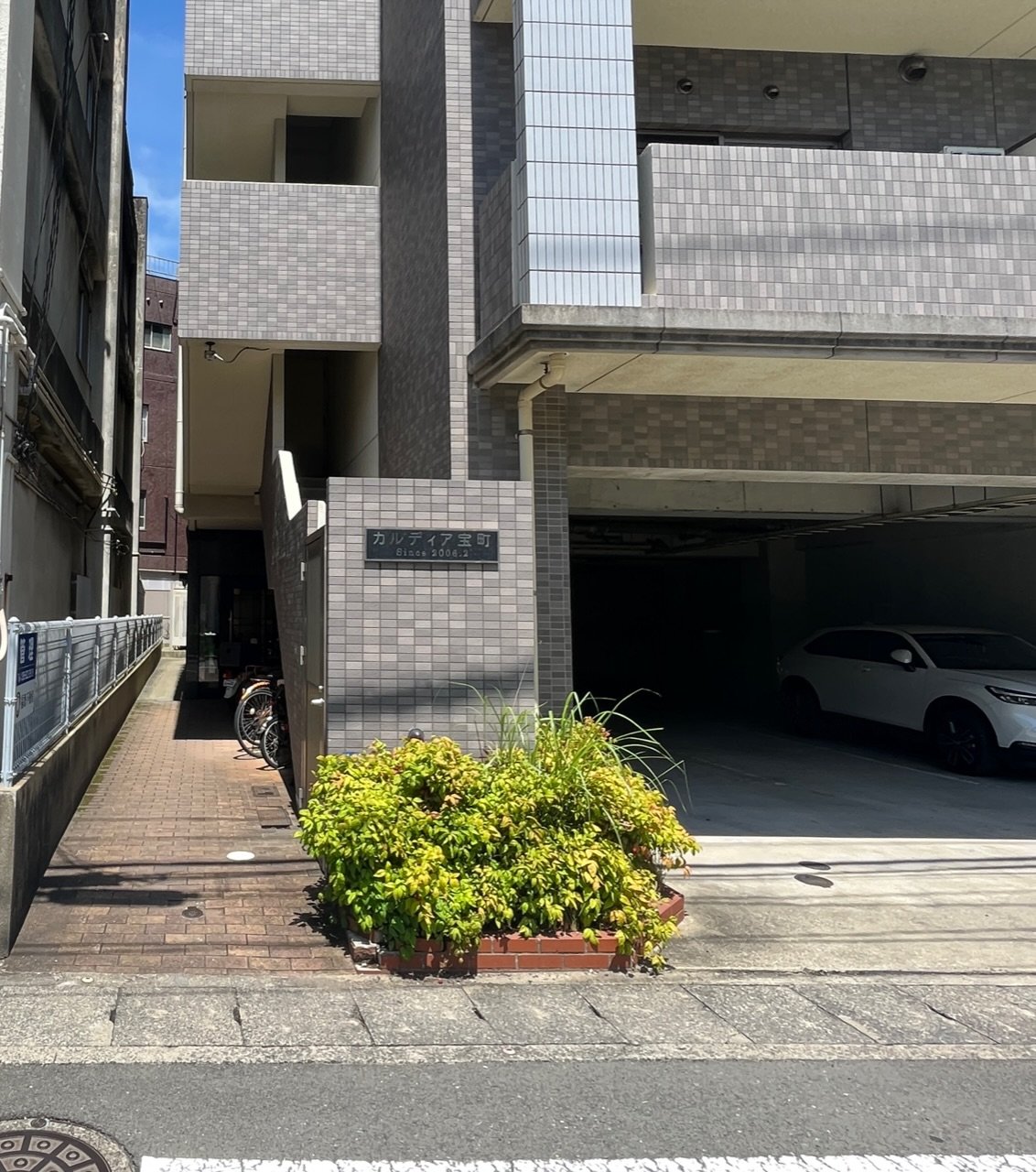 建物エントランス