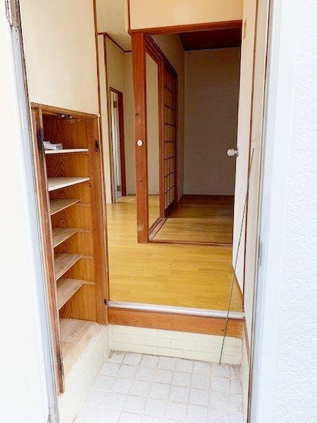玄関