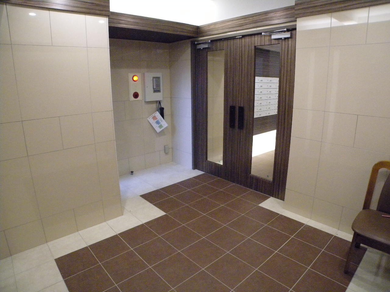 建物エントランス