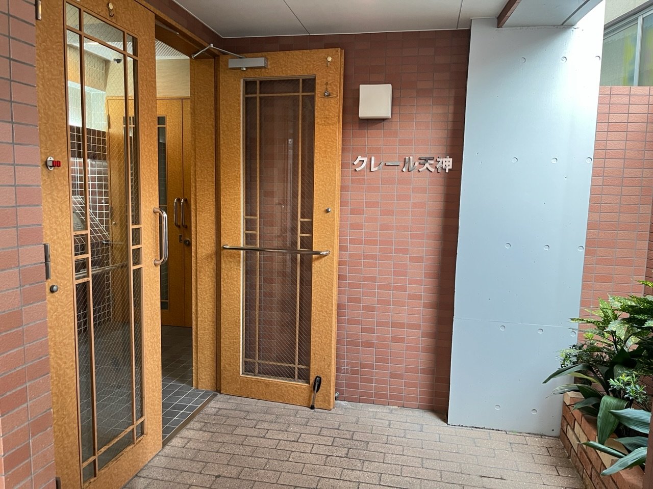 建物エントランス