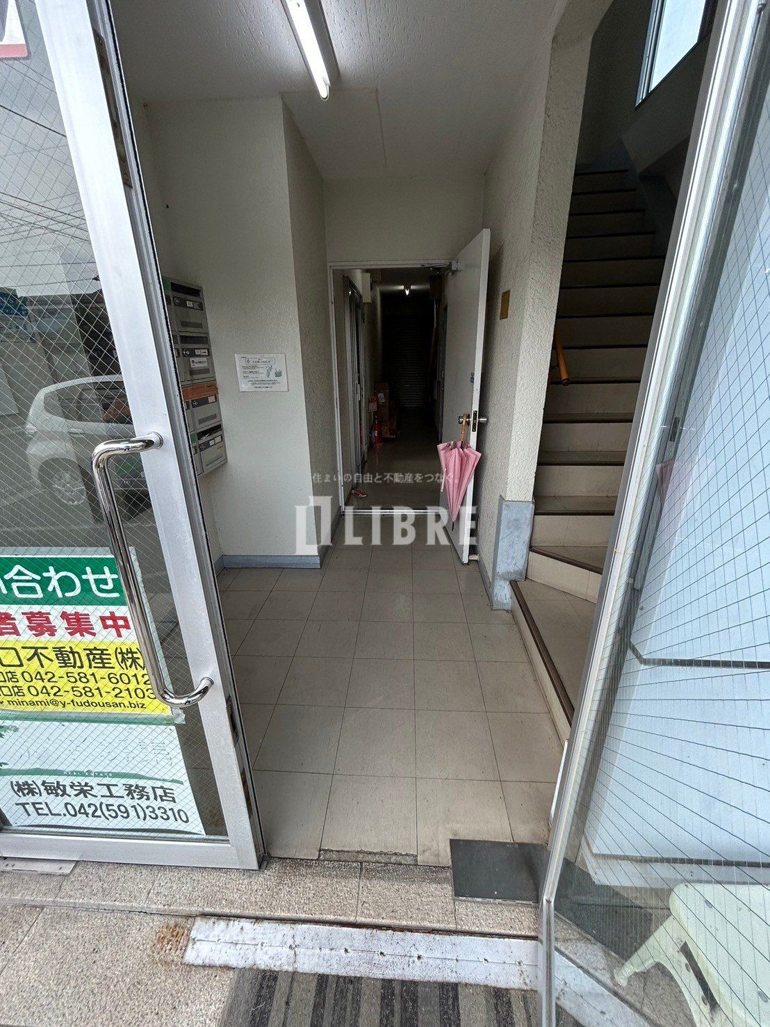 建物エントランス