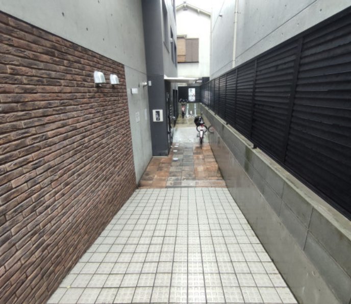 建物エントランス