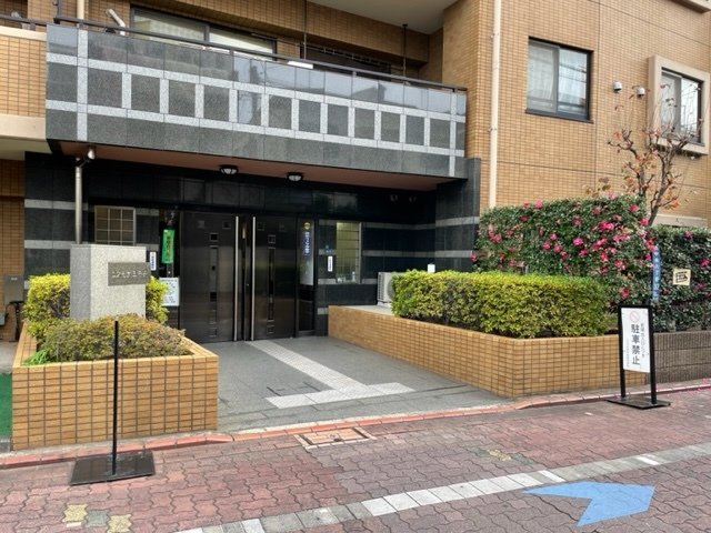 建物エントランス