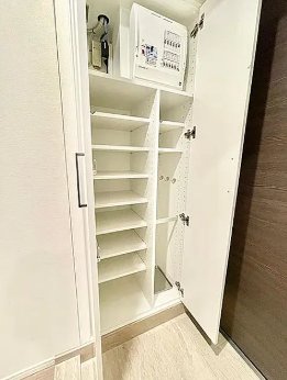 収納