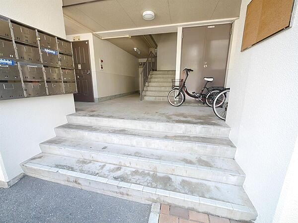 建物エントランス