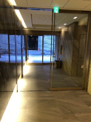 建物エントランス