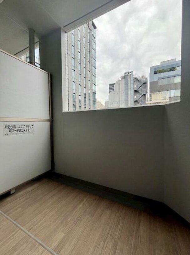バルコニー