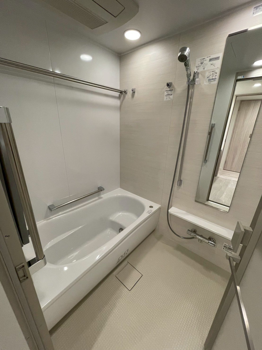 シャワールーム