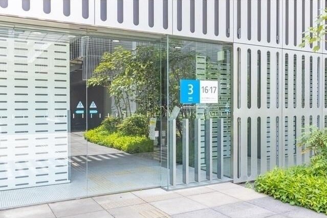 建物エントランス