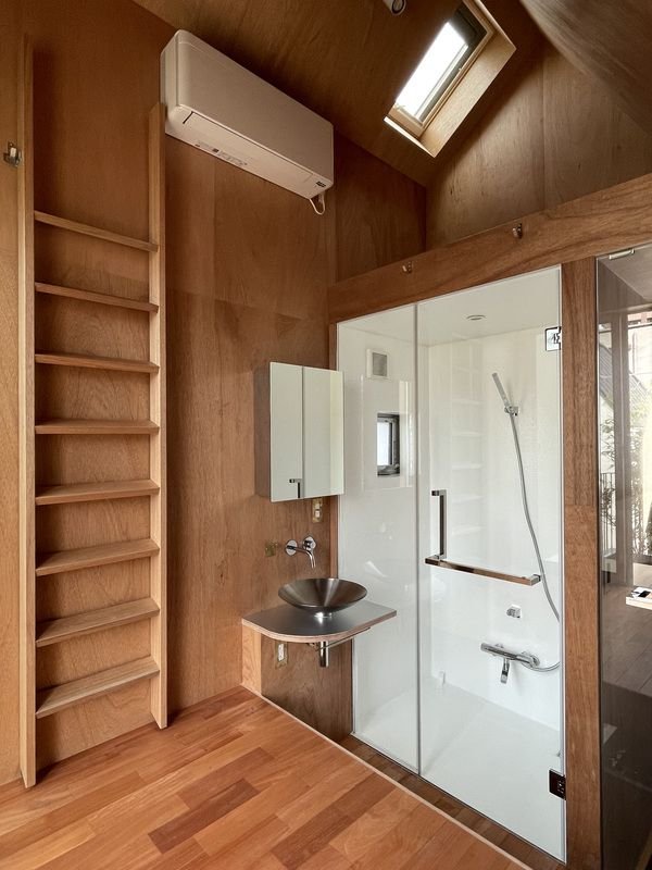 シャワールーム