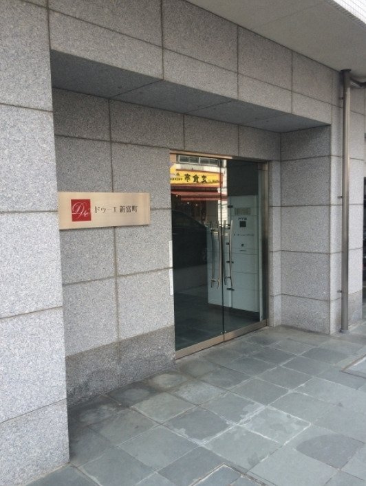 建物エントランス