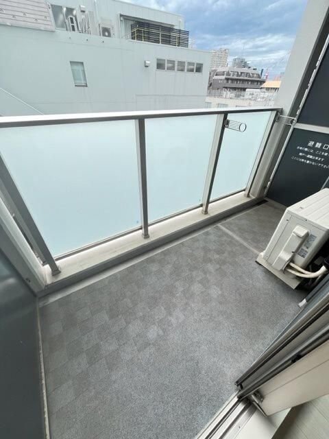 バルコニー