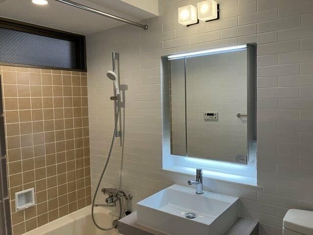 シャワールーム