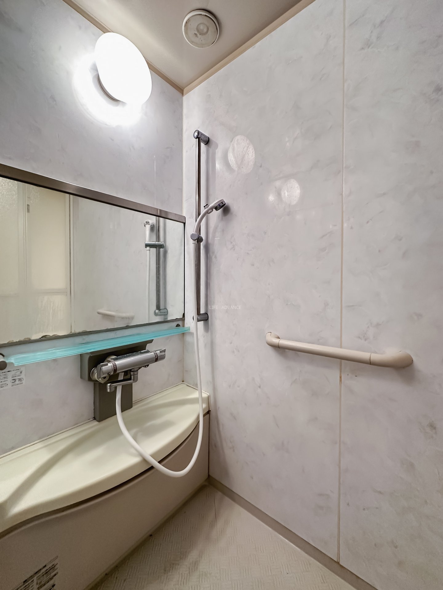 シャワールーム