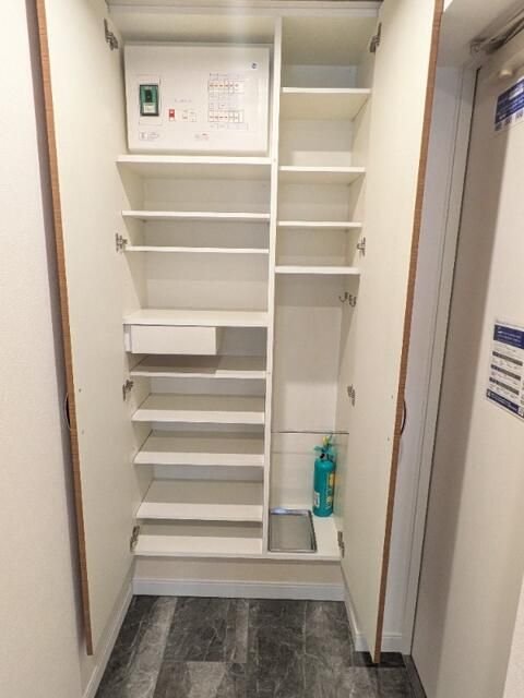 収納