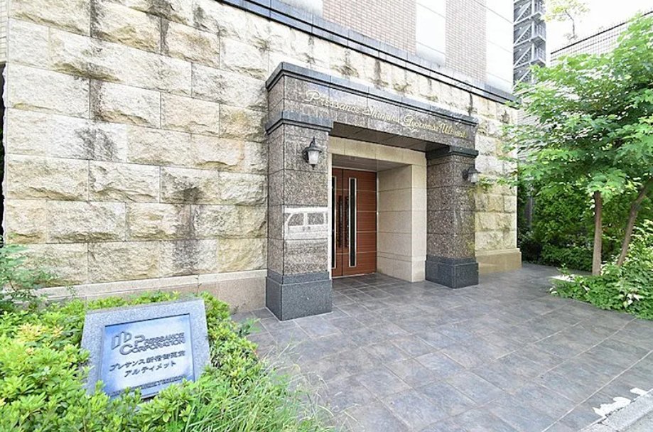 建物エントランス