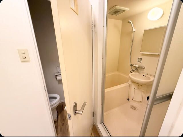 シャワールーム