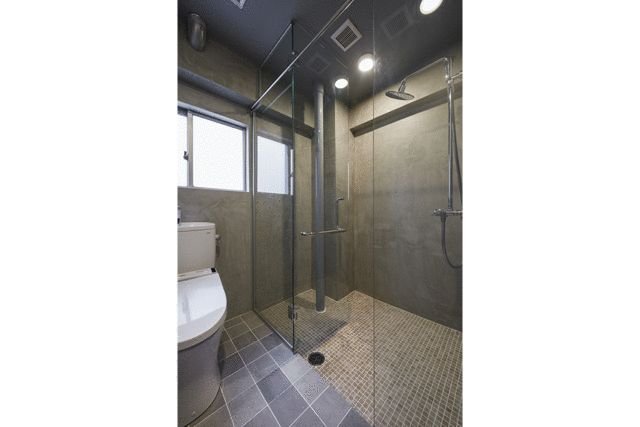 シャワールーム