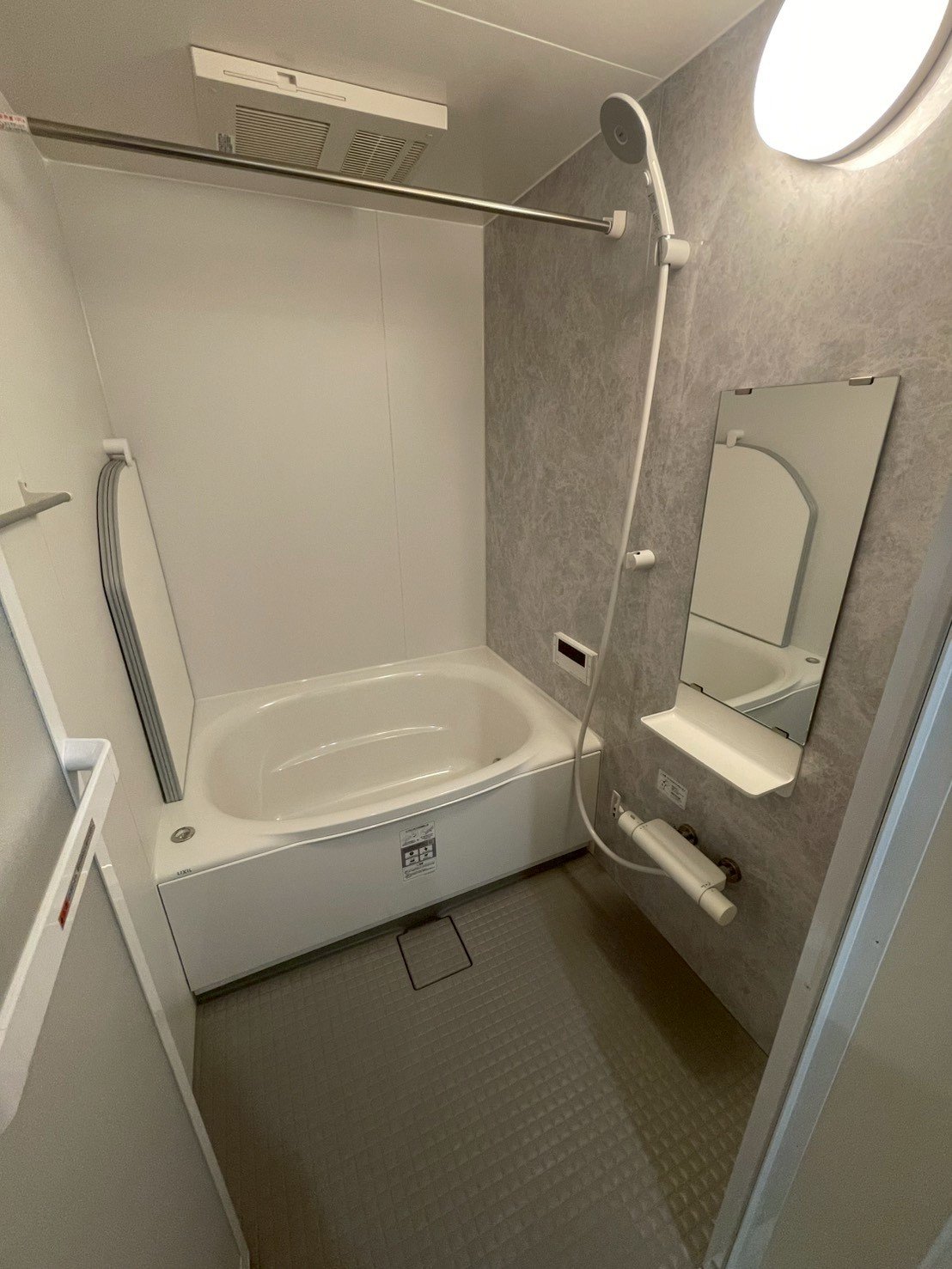 シャワールーム