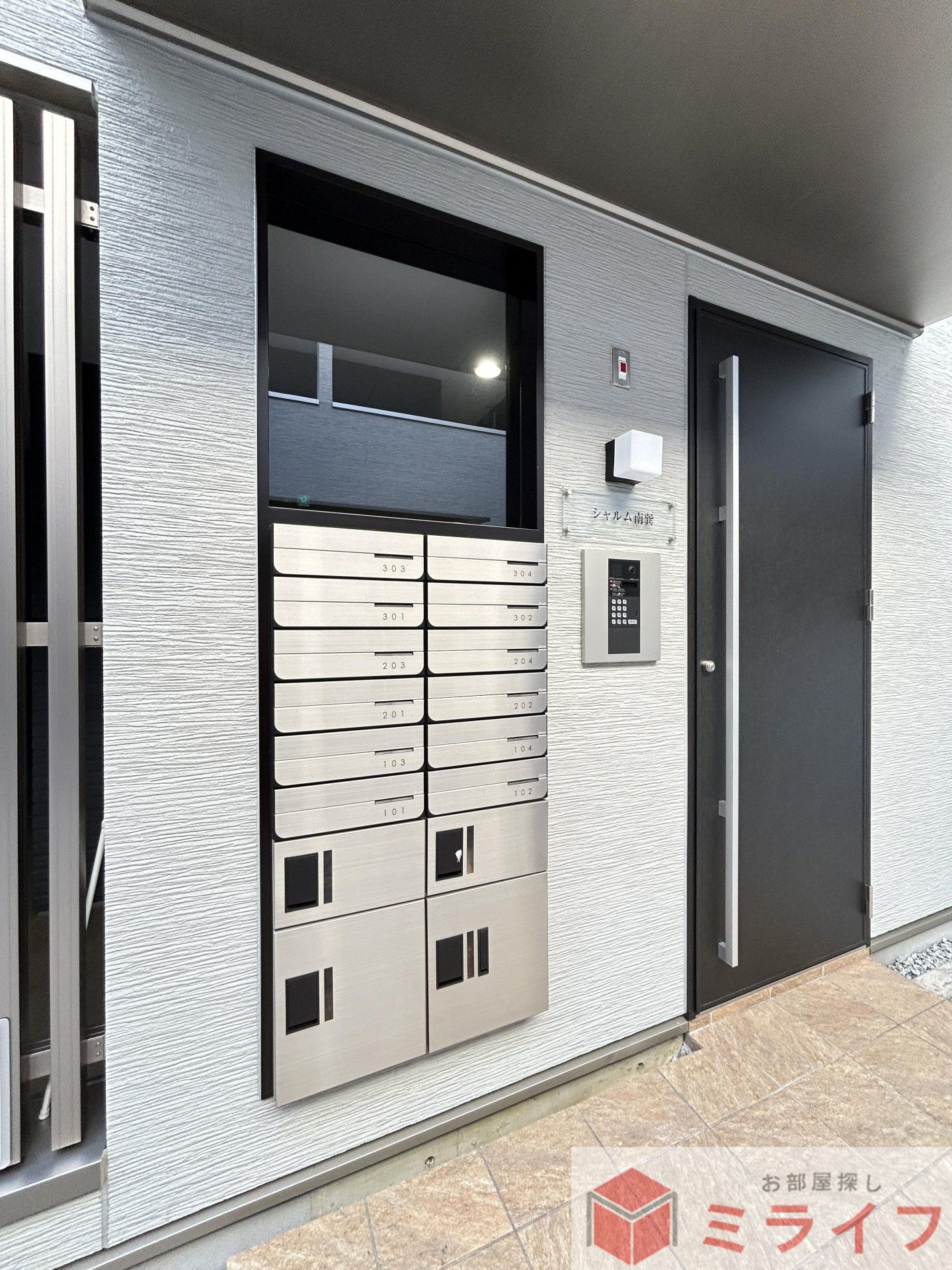 建物エントランス