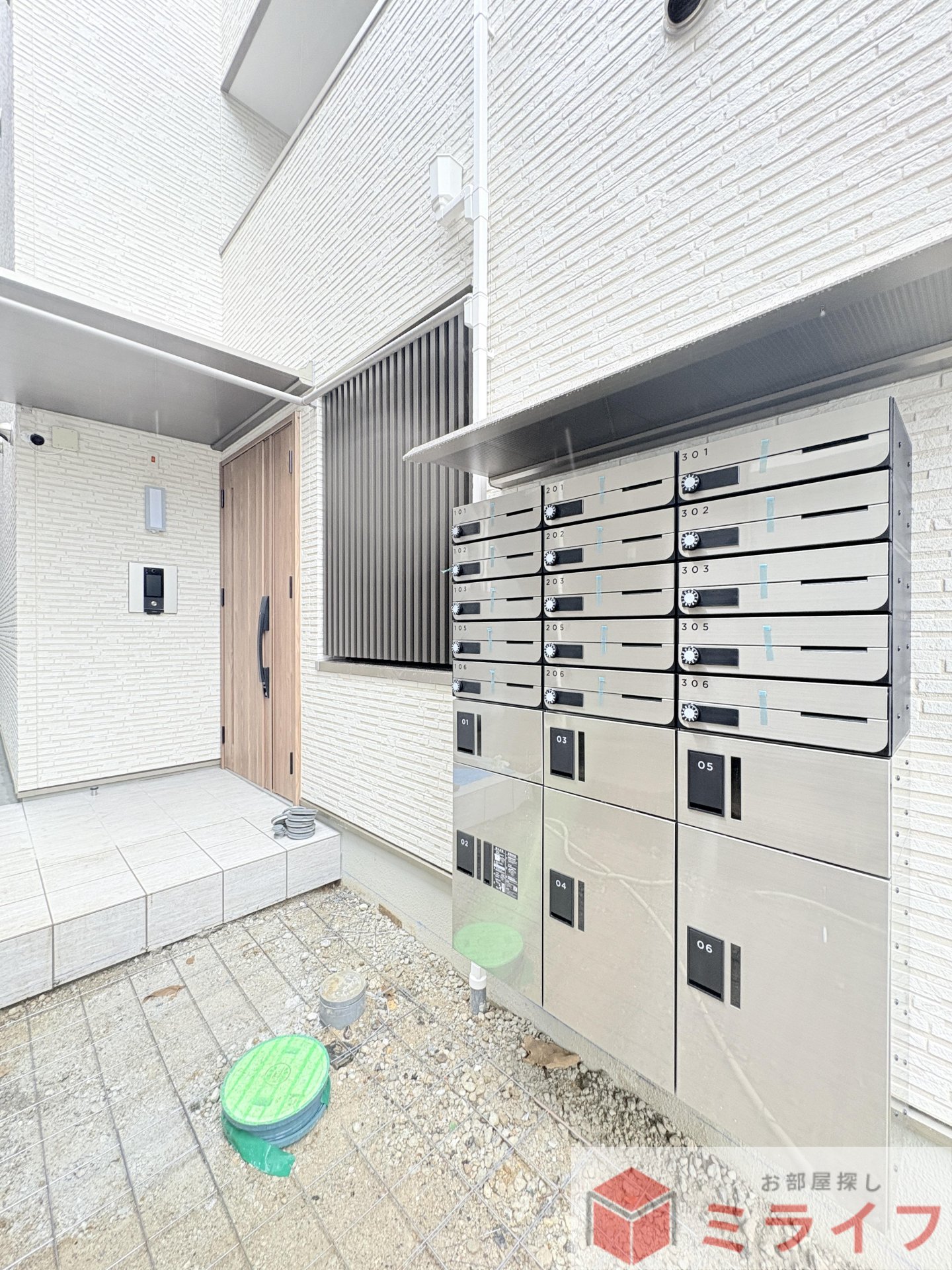 建物エントランス