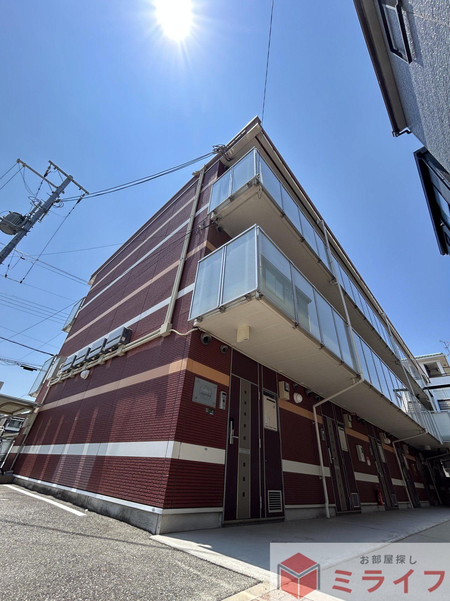 建物エントランス