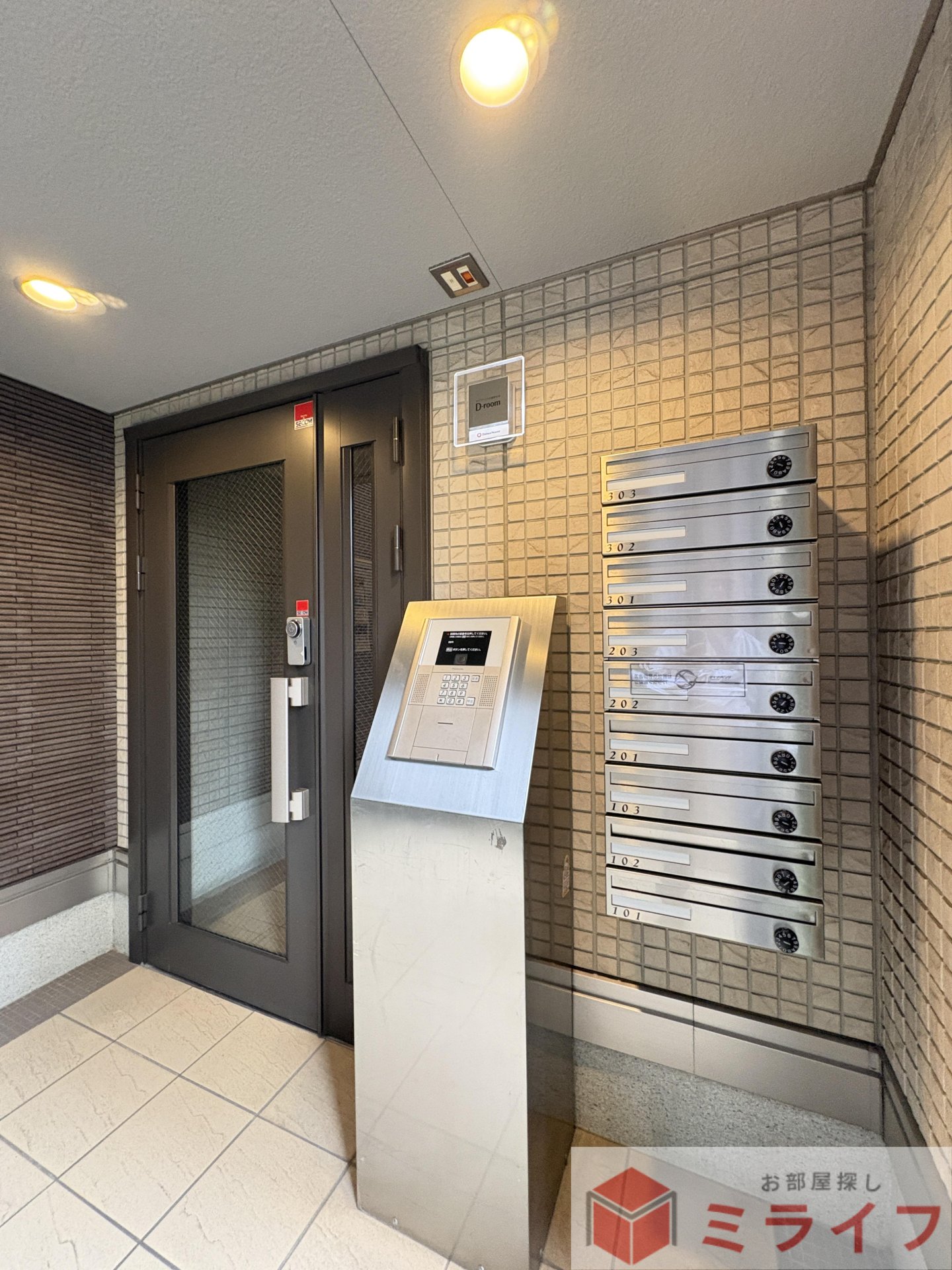 建物エントランス